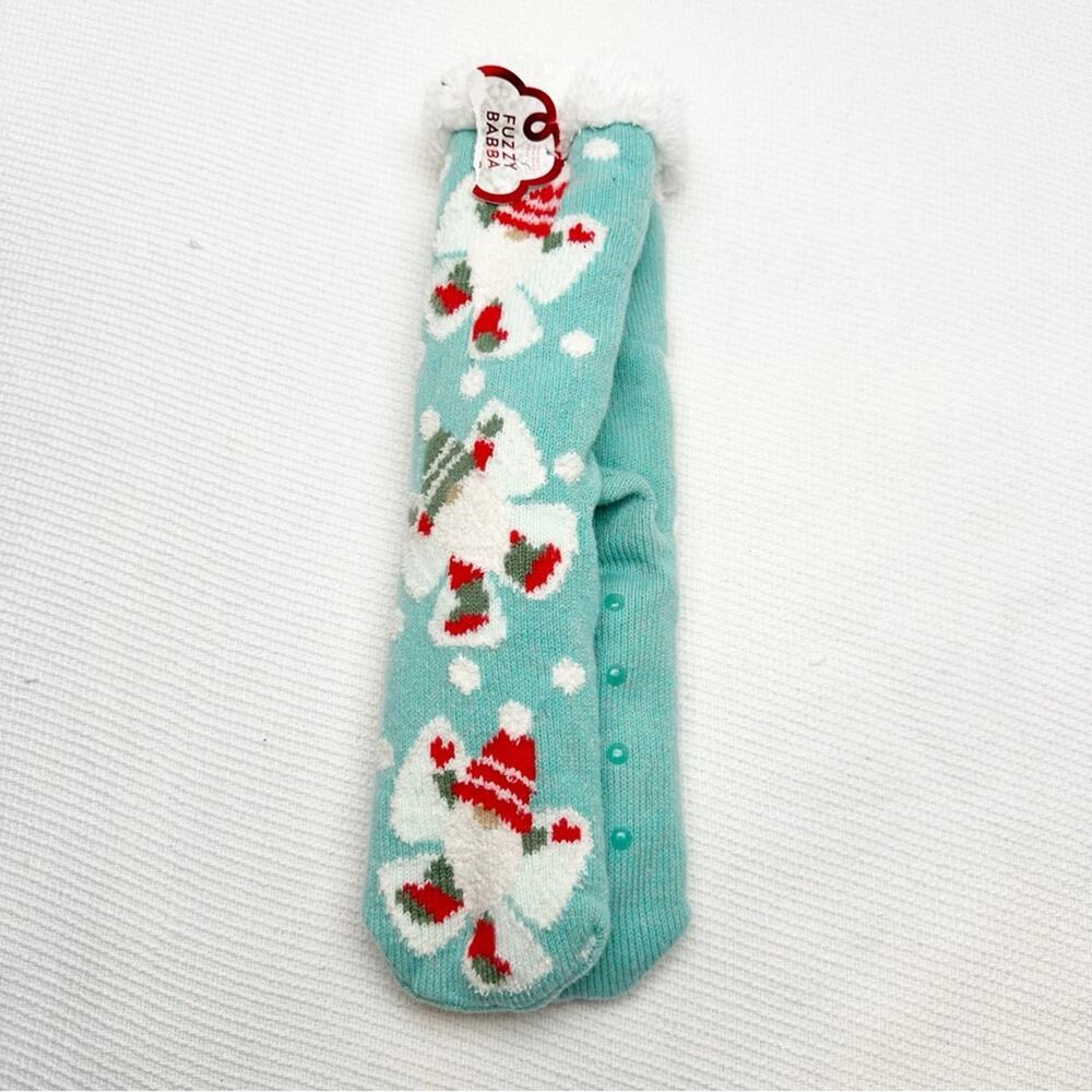 Winter-Themed Slipper Socks - gnomes